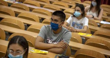 Stire din Cultură-Educație : Profesorii, în focurile examenelor. Astăzi, începe concursul de titularizare