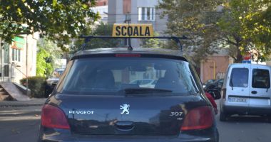 Stire din Eveniment : Vă pregătiți să dați examen pentru permisul auto? Noi trasee pentru proba practică