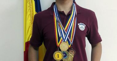 "Mănâncă" matematică pe pâine. Aur la Balcaniada de juniori - 4