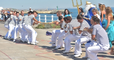 Stire din Social : Ziua Marinei Române.  115 ani de tradiție la malul mării