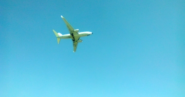 Stire din Eveniment : Avion cargo, escortat de avioane de luptă britanice și belgiene