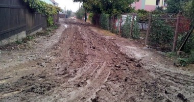 GREU DE CREZUT, DAR ADEVĂRAT. Cartiere noi ale Constanței, cufundate în NOROAIE ȘI MÂL - 3