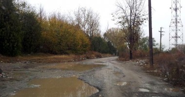 GREU DE CREZUT, DAR ADEVĂRAT. Cartiere noi ale Constanței, cufundate în NOROAIE ȘI MÂL - 5