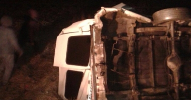 Stire din Eveniment : Accident rutier cumplit. O tânără de 16 ani  A MURIT PE LOC