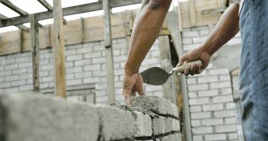Volumul lucrărilor de construcții este în creștere