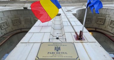 Stire din Eveniment : Trei persoane anchetate pentru instigare la violență împotriva magistraților