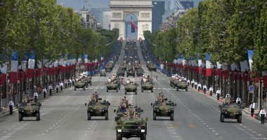 Stire din Actualitate : Paradă militară la Paris, de Ziua Națională a Franței