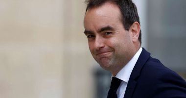 Stire din Actualitate : Franţa va comanda 2.000 de drone kamikaze franceze, o parte pentru Ucraina