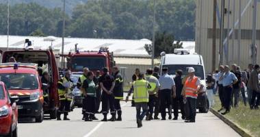 Galerie foto. ATAC TERORIST în sud-estul Franței. Atacatorul spune că e membru ISIS - 3