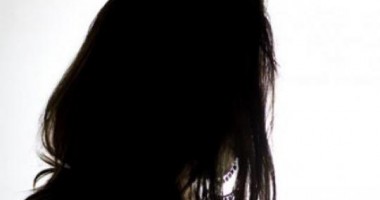 Stire din Actualitate : SEX cu MINORI, în CLASĂ și în mașina personală. O profesoară primește acuzații grave!
