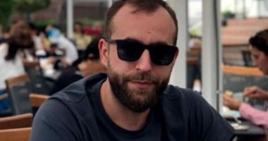 Stire din Eveniment : FOTO. Polițistul care și-a omorât copilul, iar apoi s-a sinucis - fiul unui consilier PNL
