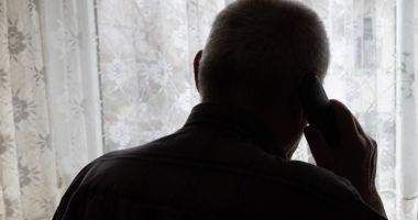 Stire din Social : Atenţie la apelurile telefonice! Infractorii se dau drept reprezentanţi ai Bursei
