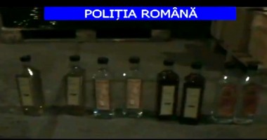 Stire din Eveniment : Fraudă cu "apă" din Turcia, descoperită în Portul Constanța