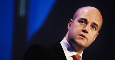 Stire din Actualitate : Premierul Suediei critică atitudinea lui David Cameron față de români și bulgari