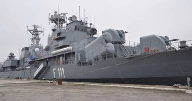 Ce secrete ascunde cea mai mare navă militară construită în România - 10