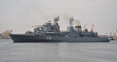 Stire din Eveniment : Fregata Mărășești continuă exercițiile pe mare
