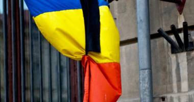Stire din Sport : FRF cere membrilor să păstreze doliul până la finalul anului