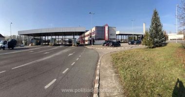 Stire din Eveniment : Cum au ajuns doi turiști germani să aibă dosar penal în România. Credeau că sunt în Schengen