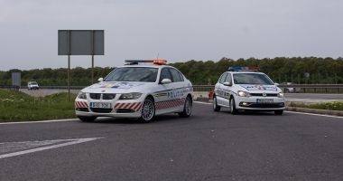 Stire din Eveniment : "Fugea" cu 215 km pe oră, pe Autostrada Soarelui