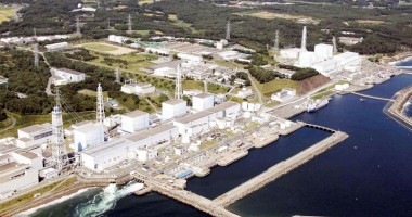 Stire din Actualitate : Fukushima: Ministrul industriei se opune deversării  apei radioactive în apele mării