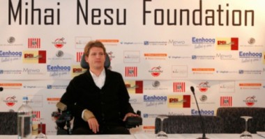 Stire din Sport : Gest impresionant făcut de FRF pentru fundația Mihai Neșu