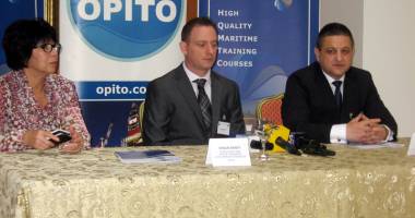 Stire din Economie : Furnizori de cursuri offshore de pe trei continente s-au reunit la Mamaia