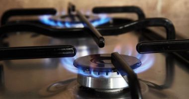 Stire din Economie : Furnizorii de gaze nu-şi vor mai putea retrage uşor licenţa