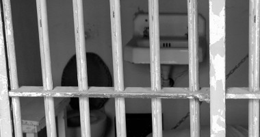 Stire din Eveniment : Hoțul care a copiat jaful din "B.D. în alertă" a ajuns după gratii