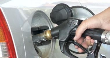 Stire din Eveniment : Individ reținut după ce a furat combustibil, de trei ori, de la aceeași benzinărie