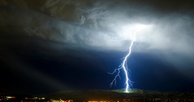 SE APROPIE FURTUNA! DOBROGEA A INTRAT SUB AVERTIZARE METEO DE VREME REA