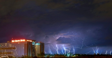 ALERTĂ PENTRU CONSTANȚA? "ANM știe situația, dar nu vrea să creeze panică". Furtuni cu descărcări electrice, toată săptămâna. Ce spun meteorologii - 2