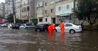 Vijelii și inundații la Constanța. A plouat într-o zi cât pentru o lună - 9