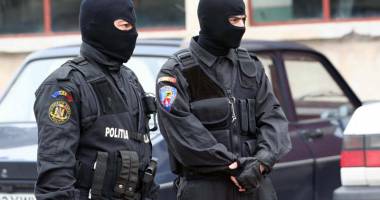 Stire din Eveniment : Descinderi la Constanța într-un dosar de furturi de obiecte de patrimoniu