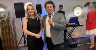 Stire din Politică-Administrație : Roxana Dobrescu votată la conducerea Organizației Femeilor Social Democrate Constanța. Alegerile vor fi contestate