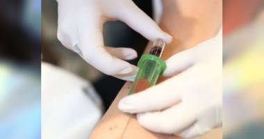 Stire din Sănătate : Reducerile continuă la testările pentru depistarea hepatitei C
