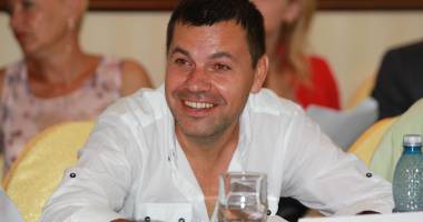 Stire din Politică-Administrație : Gabi Stan ar putea părăsi fotoliul de viceprimar. Făgădău îl așteaptă la discuții