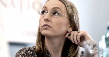 Stire din Sport : Gabriela Szabo cere sporirea materialelor sportive în grilele de programe TV