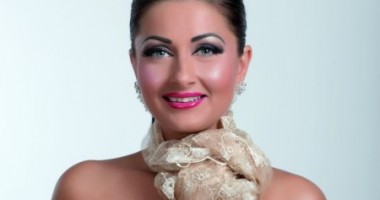 Stire din Monden : Gabriela Cristea: "Nu m-am mai simțit femeie în dormitor"