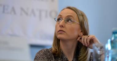 Stire din Sport : "Bugetul Ministerului Tineretului și Sportului, mai mare cu șapte procente în 2015"