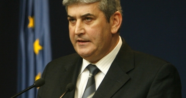 Stire din Politică-Administrație : Gabriel Oprea se retrage din partid și renunță la politică