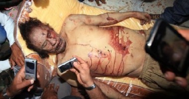 Noi imagini terifiante cu cadavrul lui Gaddafi / IMAGINI ȘOCANTE - 1