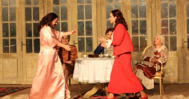 "Gaițele" - răsplătite cu ropote de aplauze pe scena Casei de Cultură din Constanța - 6