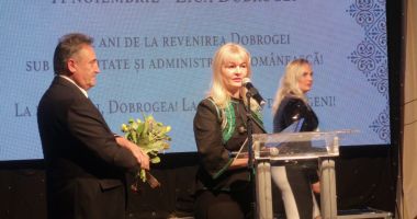 Redactorul șef al ziarului Cuget Liber, Carmen Mocanu, premiat la GALA “ZIUA DOBROGEI”. Iată cine a mai primit premii!