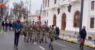 Stire din Actualitate : Unde au avut loc cele mai scurte parade militare. Una a ținut 59 de secunde iar cealaltă două minute