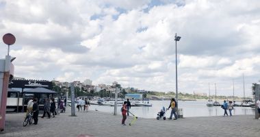 GALERIE FOTO / Centrul vechi și Portul Tomis, luate cu asalt de constănțeni - 5