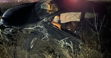GALERIE FOTO. Accident grav, marţi noapte, în judeţul Constanţa. Două persoane, rănite - 3