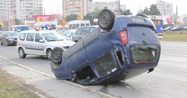 Imagini spectaculoase de la accidentul petrecut la intrare în Constanța (GALERIE FOTO) - 3