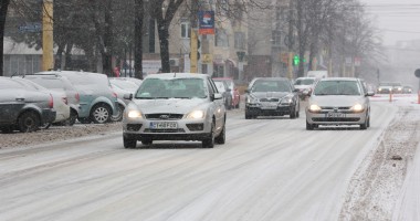 Galerie FOTO. COD PORTOCALIU de vreme rea la Constanța. Iată cum se circula la această oră - 3