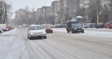 Galerie FOTO. COD PORTOCALIU de vreme rea la Constanța. Iată cum se circula la această oră - 4