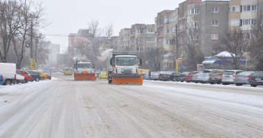 Galerie FOTO. COD PORTOCALIU de vreme rea la Constanța. Iată cum se circula la această oră - 5